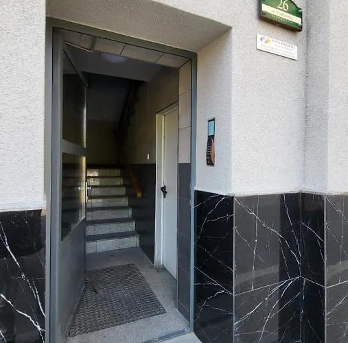 Apartment Trzy Sowy Noclegi Bytom 24H Meldunek Samodzielny Wygodnelokumpl