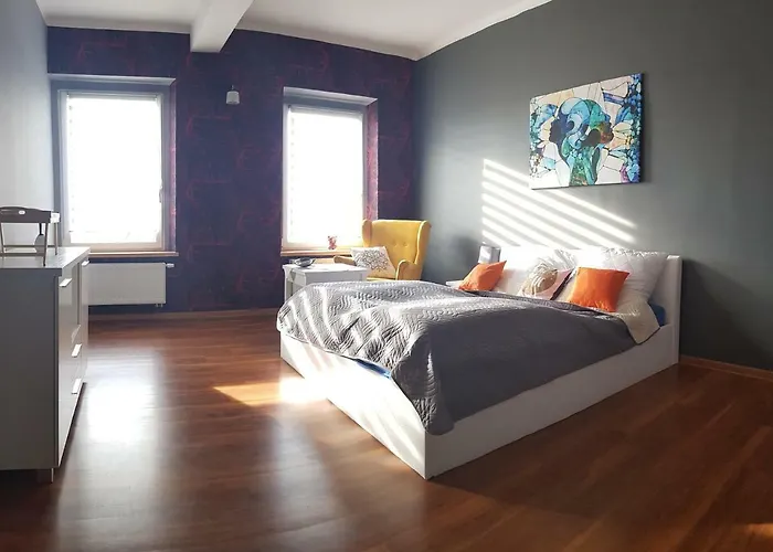 Trzy Sowy Noclegi Bytom 24H Meldunek Samodzielny Wygodnelokumpl * ביטום